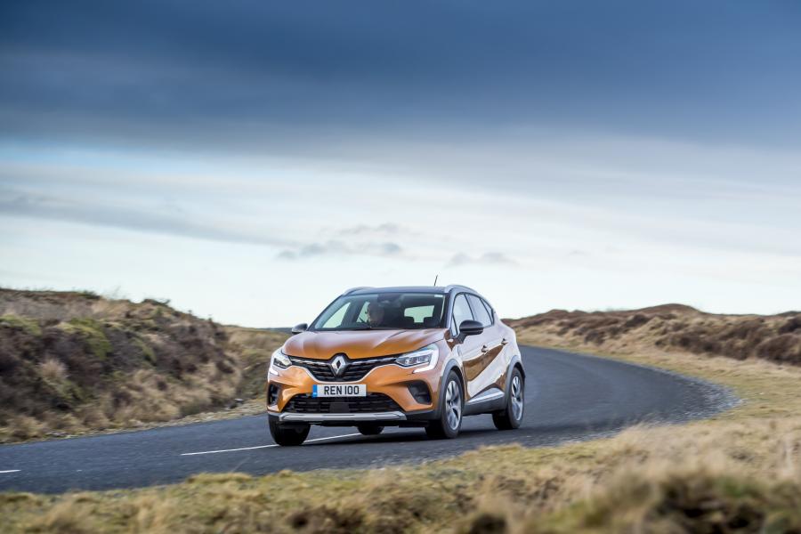  Renault Captur Iconic 2019 года  (UK) (фото 7 из 40)